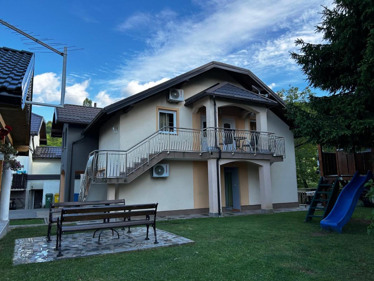 House Mirjana Hotel Smoljanac Exterior foto