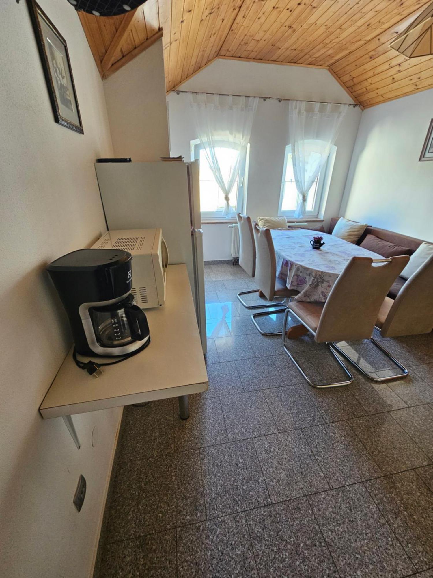 House Mirjana Hotel Smoljanac Exterior foto